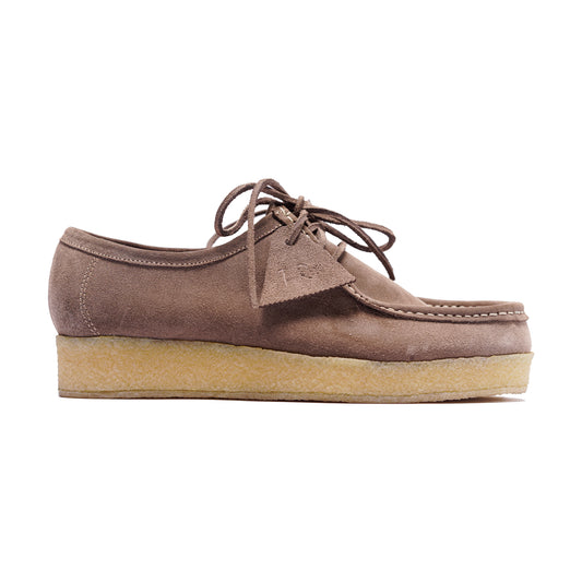 THY WALLABEES IN NUDE